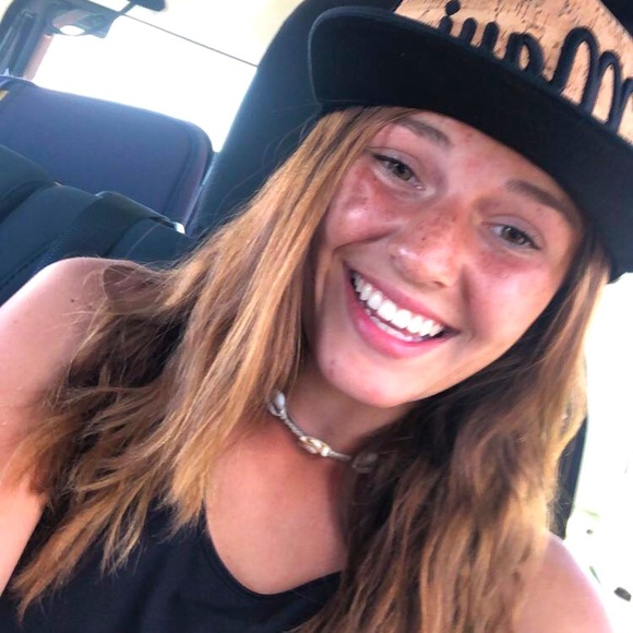 Meet your Posher, Elizabeth - Picture 1 of 1